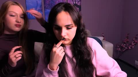 ariana_ross7 online show from 11/23/25, 12:05