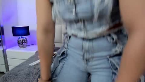  ariana  online show from 02/07/26, 04:22