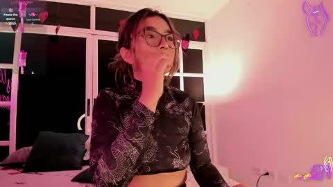 Snapshot of ariana_villada chatting on 02/14/25, 02:07 Ari online show from 02/14/25, 02:07