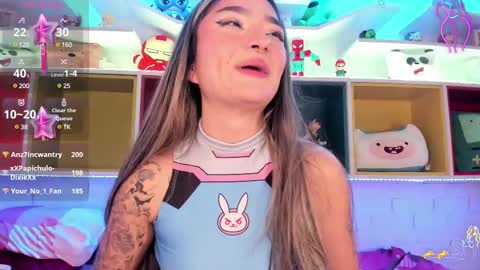 Snapshot of ariana_villada chatting on 03/02/25, 09:31 Ari online show from 03/02/25, 09:31