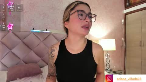 Snapshot of ariana_villada chatting on 11/06/25, 03:18 Ari online show from 11/06/25, 03:18