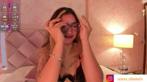 Snapshot of ariana_villada chatting on 11/10/25, 12:53 Ari online show from 11/10/25, 12:53