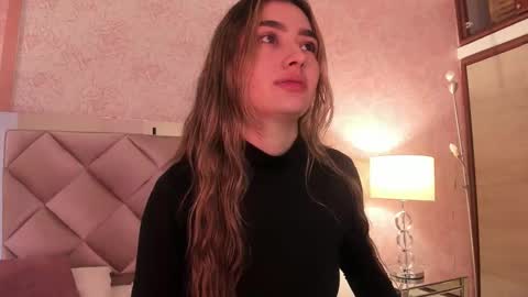 Snapshot of ariana_villada chatting on 12/04/25, 03:27 Ari online show from 12/04/25, 03:27