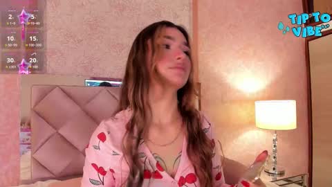 Snapshot of ariana_villada chatting on 01/11/26, 03:33 Ari online show from 01/11/26, 03:33