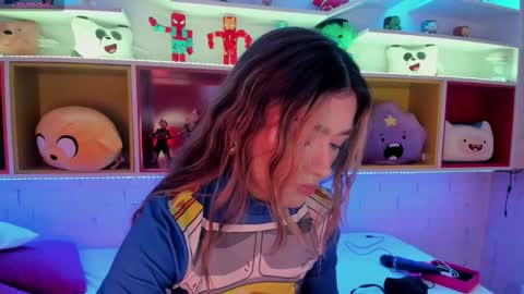 Snapshot of ariana_villada chatting on 01/12/26, 03:34 Ari online show from 01/12/26, 03:34