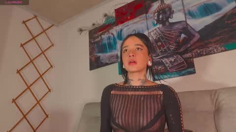 ariana_whitee online show from 03/21/26, 06:51