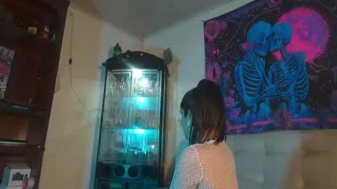 ariana_whitee online show from 07/11/26, 06:38