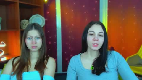 arianaa_cat online show from 03/11/26, 06:08