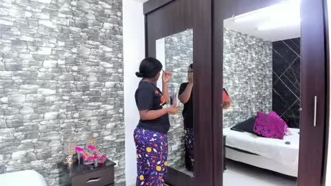 Snapshot of arianaablack chatting on 12/27/24, 12:34 Ariana online show from 12/27/24, 12:34