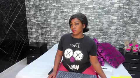 Snapshot of arianaablack chatting on 02/02/25, 12:13 Ariana online show from 02/02/25, 12:13