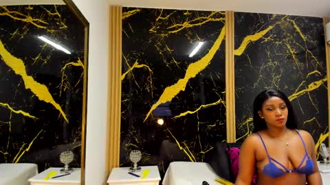 Snapshot of arianaablack chatting on 02/19/25, 07:05 Ariana online show from 02/19/25, 07:05