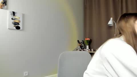 Snapshot of arianaabramek chatting on 03/02/26, 07:10 Alice online show from 03/02/26, 07:10