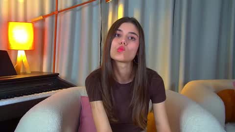 Ariana online show from 11/27/25, 06:59