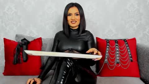 Snapshot of arianaawild chatting on 12/01/25, 06:35 Arianaawild online show from 12/01/25, 06:35