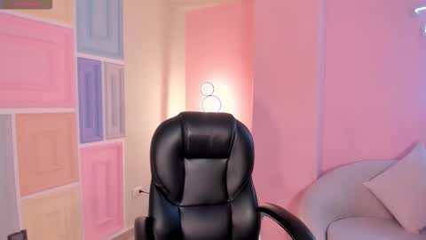 Ariana Dumont online show from 09/10/25, 11:32