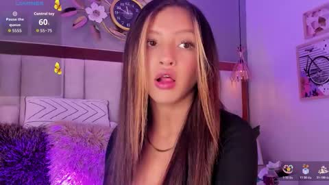 Ariana online show from 11/21/25, 04:49