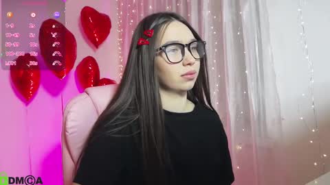 arianahot777 online show from 02/17/25, 07:31