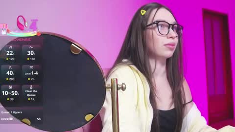 Snapshot of arianahot777 chatting on 04/25/26, 10:07 arianahot777 online show from 04/25/26, 10:07