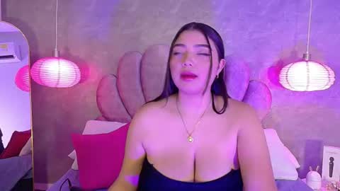 Snapshot of arianarougee chatting on 07/11/26, 03:31 ArianaRougee online show from 07/11/26, 03:31