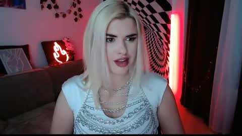 Snapshot of arianasaint chatting on 02/10/26, 08:24 Mistress Ariana online show from 02/10/26, 08:24