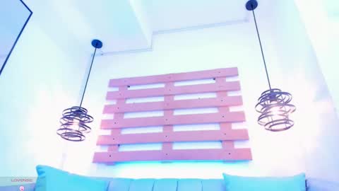 Snapshot of arianasantana chatting on 09/24/25, 01:25 Ari online show from 09/24/25, 01:25