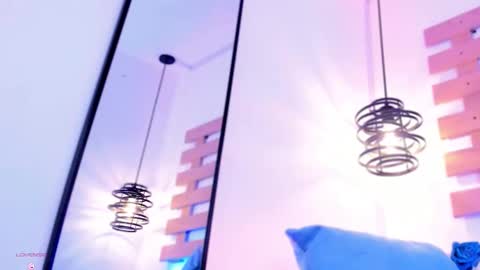 Snapshot of arianasantana chatting on 10/08/25, 02:36 Ari online show from 10/08/25, 02:36