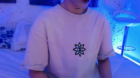 Snapshot of arianasantana chatting on 10/27/25, 12:42 Ari online show from 10/27/25, 12:42