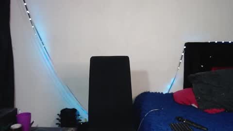 help me 100 hands up my OF is Free  online show from 02/28/25, 02:09