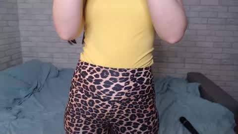 ArianaxSky online show from 03/06/25, 04:28