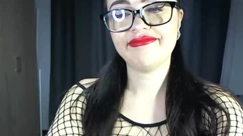 Snapshot of arianaxsky chatting on 06/11/26, 10:24 ArianaxSky online show from 06/11/26, 10:24