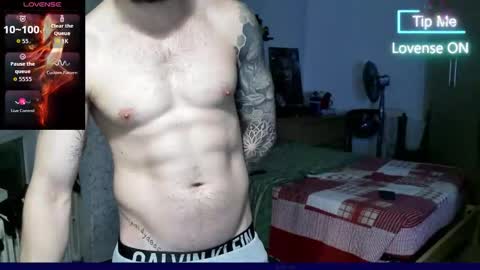 Snapshot of ariancock chatting on 10/20/25, 10:10 Banana online show from 10/20/25, 10:10
