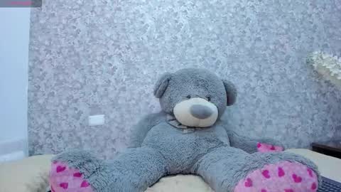 arianha_walker online show from 10/27/25, 08:24