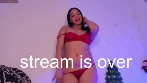 Snapshot of arianna_5 chatting on 12/13/25, 07:53 Ari 3 online show from 12/13/25, 07:53