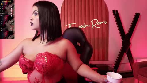 Snapshot of arianna__smith_ chatting on 02/12/25, 07:35 Arianna online show from 02/12/25, 07:35