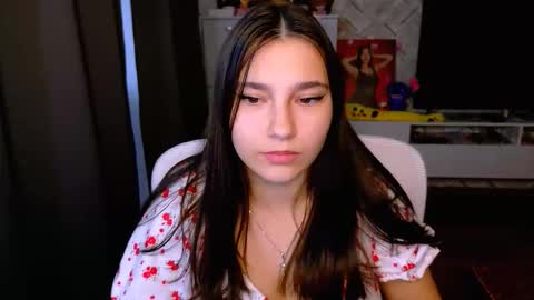 Snapshot of arianna_grend chatting on 10/21/25, 11:44 Arianna online show from 10/21/25, 11:44