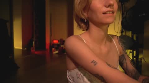 Olivka online show from 02/07/25, 06:14