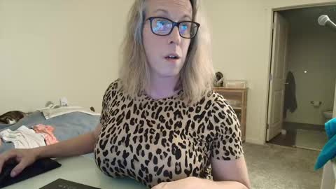 Snapshot of arianna_sinz chatting on 09/13/25, 01:27 Arianna Sinz online show from 09/13/25, 01:27