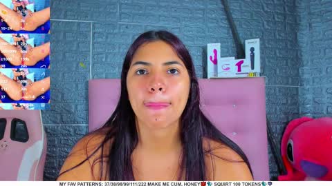 Snapshot of ariannalewis1 chatting on 02/19/25, 09:58 Arianna online show from 02/19/25, 09:58