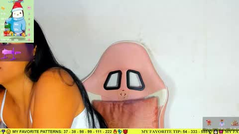 Snapshot of ariannalewis1 chatting on 12/14/25, 07:40 Arianna online show from 12/14/25, 07:40