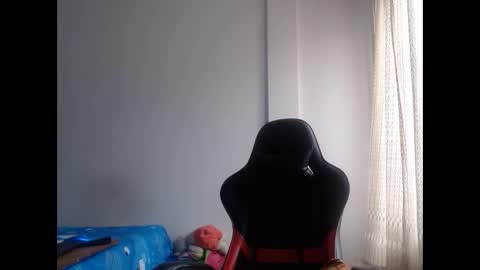 ariannaloovel online show from 02/04/25, 05:45