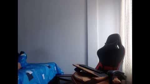 ariannaloovel online show from 02/06/25, 06:02