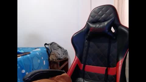 ariannaloovel online show from 02/13/25, 10:33