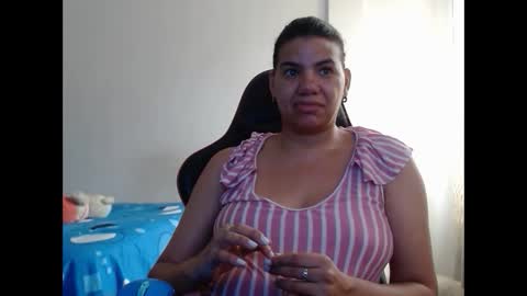 ariannaloovel online show from 02/15/25, 04:45