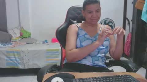 ariannaloovel online show from 04/08/26, 11:16