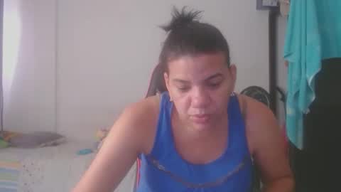 Snapshot of ariannaloovel chatting on 04/18/26, 07:58 ariannaloovel online show from 04/18/26, 07:58