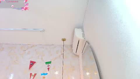 Snapshot of ariannaruiz chatting on 07/19/26, 12:53 Arianna online show from 07/19/26, 12:53