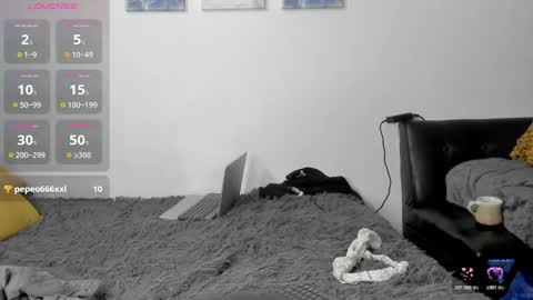 ariannawil online show from 11/27/25, 12:02