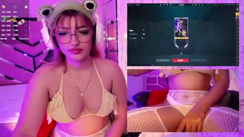 Snapshot of arianova_ chatting on 03/27/26, 01:22 Aria online show from 03/27/26, 01:22