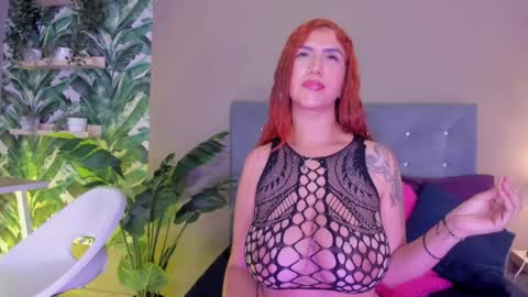 Snapshot of ariarusso_ chatting on 03/31/26, 10:32 ariarusso_ online show from 03/31/26, 10:32