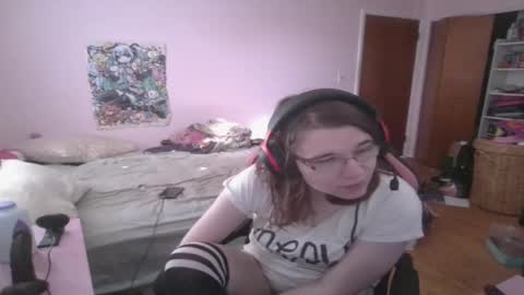 Snapshot of ariathebrat chatting on 04/22/26, 09:27 Ariathebrat online show from 04/22/26, 09:27
